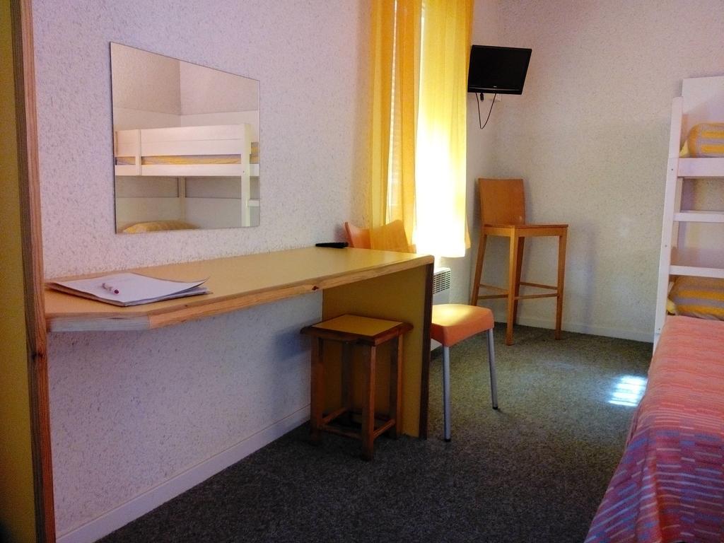 Hostal - Restaurante Asador Esperanza Huesca Chambre photo