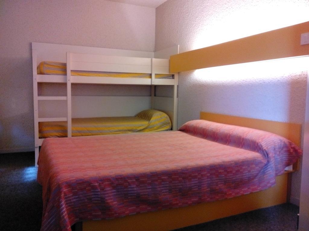 Hostal - Restaurante Asador Esperanza Huesca Chambre photo